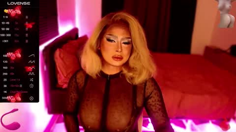 Snapshot of yourmassivecockcummer chatting on March 16, 2026, 5:44 am Carla online show from March 16, 2026, 5:44 am