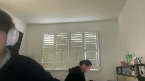 yourmila1 online show from February 21, 2026, 10:00 pm