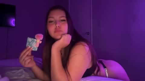 yourmila1 online show from June 18, 2026, 4:13 am