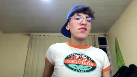 Snapshot of yournaughtyfemboy chatting on February 3, 2026, 5:27 am yournaughtyfemboy online show from February 3, 2026, 5:27 am