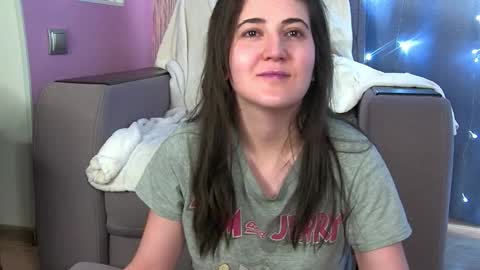Snapshot of yourr_muse chatting on March 18, 2026, 3:53 am Yourr Muse online show from March 18, 2026, 3:53 am