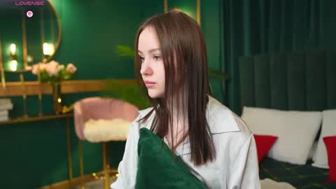 yours fetish mary online show from April 15, 2026, 4:41 am