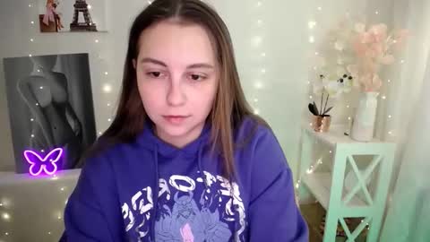 Happy online show from April 17, 2026, 5:43 am