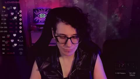 Yours Cosmic online show from November 13, 2025, 10:25 am