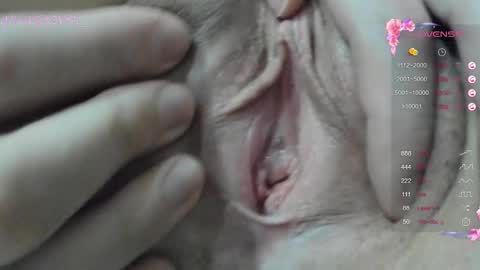 Im Marta follow me online show from November 8, 2025, 12:22 am