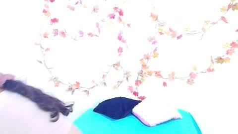 Lina and roberth online show from June 15, 2026, 5:53 am