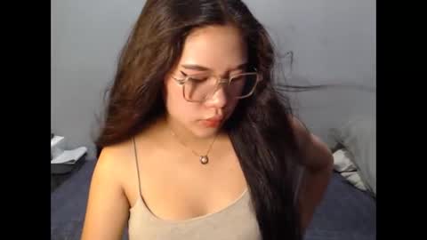 Snapshot of yoursexy_reb chatting on January 15, 2026, 2:49 am yoursexy_reb online show from January 15, 2026, 2:49 am