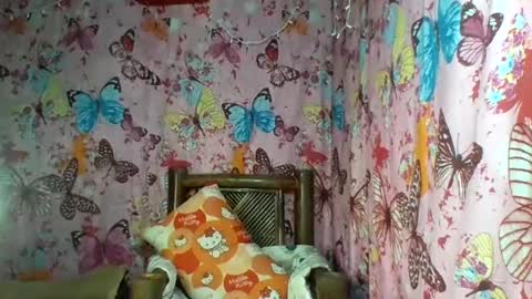 Snapshot of yourshygirl82 chatting on February 20, 2025, 8:36 pm im MAY online show from February 20, 2025, 8:36 pm