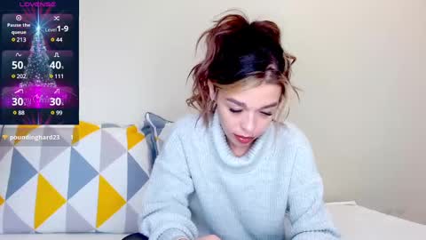 yoursoul_mila online show from January 6, 2025, 11:18 am