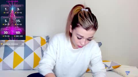 yoursoul_mila online show from January 14, 2025, 11:10 am