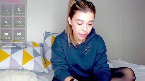 yoursoul_mila online show from January 25, 2025, 11:23 am