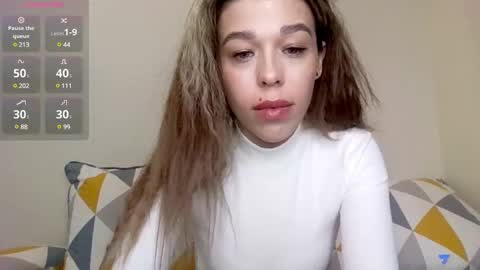 yoursoul_mila online show from January 27, 2025, 11:32 am