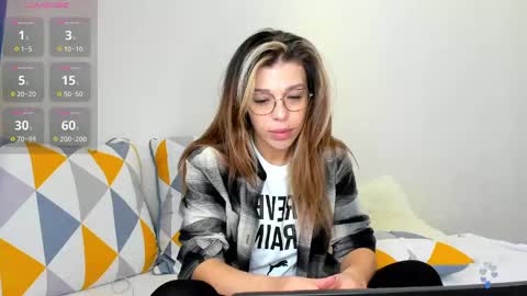 yoursoul_mila online show from February 9, 2025, 11:25 am