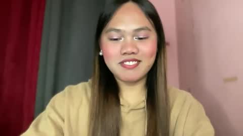 Snapshot of yourspecialgirl_rhea chatting on February 19, 2026, 6:15 pm yourspecialgirl_rhea online show from February 19, 2026, 6:15 pm