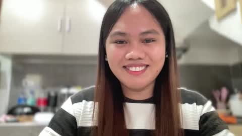 Snapshot of yourspecialgirl_rhea chatting on February 27, 2026, 5:51 am yourspecialgirl_rhea online show from February 27, 2026, 5:51 am