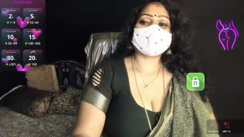 Snapshot of yourss_preethy chatting on September 18, 2025, 5:53 am preethy online show from September 18, 2025, 5:53 am