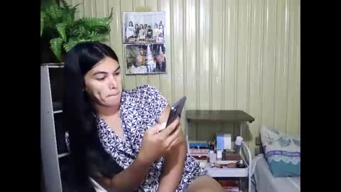 yoursubmissive_larah online show from May 16, 2026, 1:54 pm