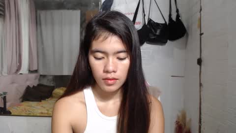 Snapshot of yoursweet_asian20 chatting on December 5, 2024, 11:40 pm Maddie online show from December 5, 2024, 11:40 pm