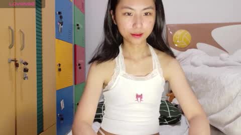 Snapshot of yoursweetestkiwi chatting on October 14, 2025, 6:58 am Kiwi online show from October 14, 2025, 6:58 am