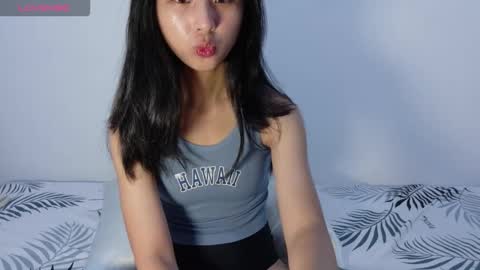 Snapshot of yoursweetestkiwi chatting on November 18, 2025, 12:09 pm Kiwi online show from November 18, 2025, 12:09 pm