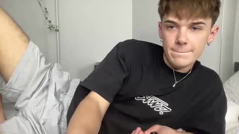 Snapshot of yoursweetyguy chatting on November 5, 2025, 2:06 pm yoursweetyguy online show from November 5, 2025, 2:06 pm