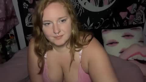yourthickgingergoddess online show from September 28, 2025, 5:46 am