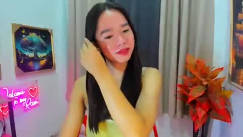 yourtinybunny online show from March 11, 2026, 10:21 am