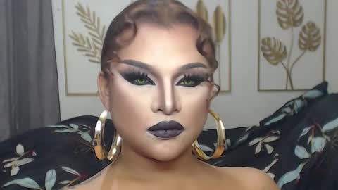 Snapshot of yourtrannyqueenxxx chatting on March 16, 2026, 10:36 pm Anastacia Grey online show from March 16, 2026, 10:36 pm