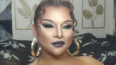 Snapshot of yourtrannyqueenxxx chatting on April 16, 2026, 12:00 am Anastacia Grey online show from April 16, 2026, 12:00 am