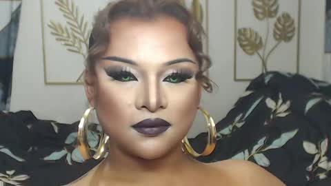Snapshot of yourtrannyqueenxxx chatting on April 17, 2026, 11:52 pm Anastacia Grey online show from April 17, 2026, 11:52 pm