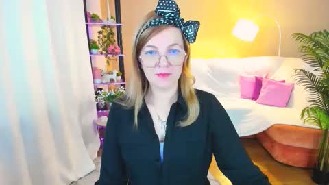 Alice online show from September 24, 2025, 4:27 am