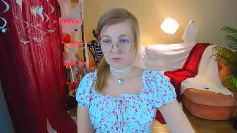 Alice online show from November 3, 2025, 9:10 am