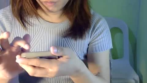 Snapshot of yourwild_luna chatting on November 2, 2025, 12:07 pm Luna online show from November 2, 2025, 12:07 pm