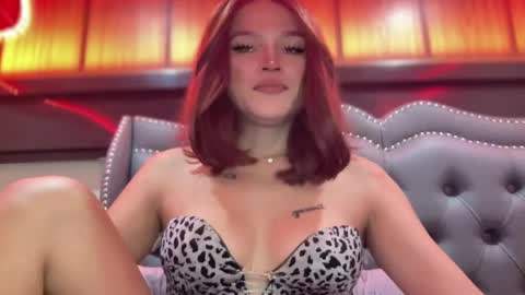 Snapshot of yourwildestdreamgirl chatting on May 26, 2026, 4:41 am ANDREA online show from May 26, 2026, 4:41 am