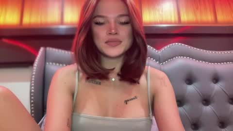 Snapshot of yourwildestdreamgirl chatting on May 27, 2026, 2:52 am ANDREA online show from May 27, 2026, 2:52 am