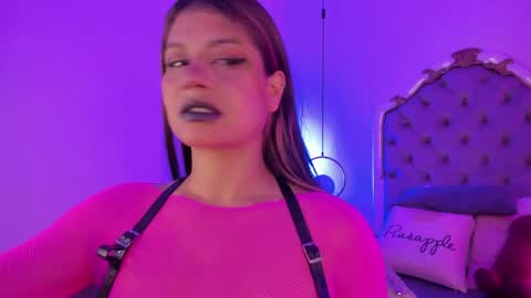 Val online show from May 20, 2026, 8:04 pm