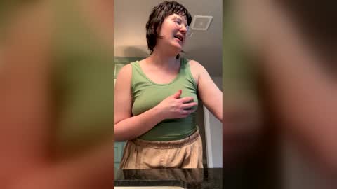 Snapshot of yousaiditfirst chatting on February 14, 2026, 10:06 pm Rose Noire online show from February 14, 2026, 10:06 pm