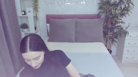 Snapshot of youteacherx chatting on November 16, 2025, 6:57 pm Helen online show from November 16, 2025, 6:57 pm