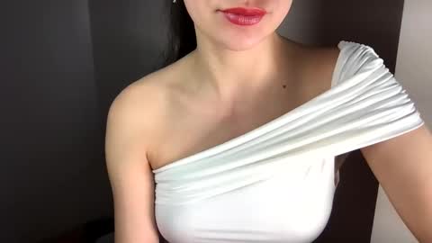 Snapshot of yovaline chatting on November 18, 2025, 11:58 am yovaline online show from November 18, 2025, 11:58 am