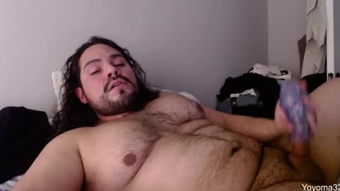 Snapshot of yoyoma32 chatting on November 22, 2025, 5:45 pm Jorge online show from November 22, 2025, 5:45 pm