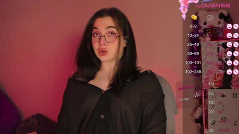 Ysabell online show from January 4, 2025, 11:00 am