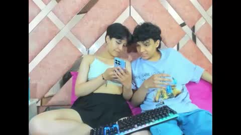 Snapshot of yui_and_rin_ chatting on December 5, 2025, 3:04 am Yui Rin online show from December 5, 2025, 3:04 am