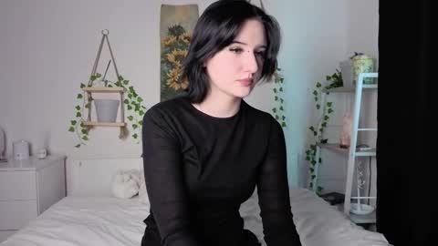 Snapshot of yuki_shiro chatting on March 5, 2026, 8:32 am Ellie online show from March 5, 2026, 8:32 am