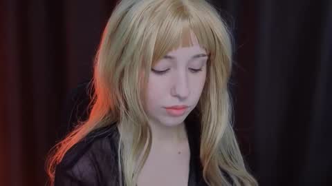 Misa online show from November 21, 2025, 4:05 pm