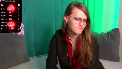 Yuko online show from November 14, 2025, 8:18 pm