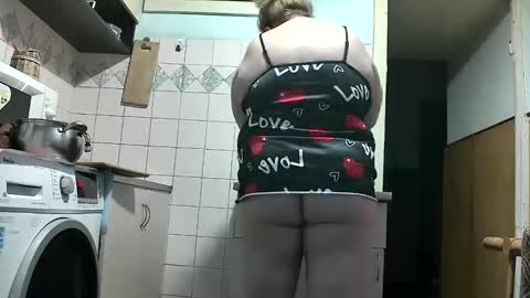 Snapshot of yulia1979 chatting on November 14, 2025, 3:33 pm Yula online show from November 14, 2025, 3:33 pm