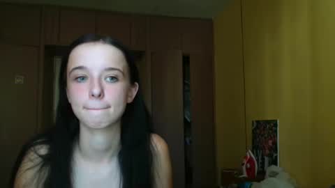 Yuliia online show from September 14, 2025, 2:49 pm