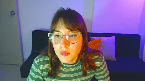 Snapshot of yulienne chatting on February 28, 2026, 2:12 am Yulienne online show from February 28, 2026, 2:12 am