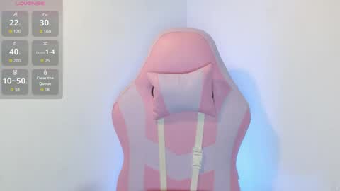 Snapshot of yulissa18 chatting on April 9, 2026, 3:17 am Yuli and SaraIndependent model online show from April 9, 2026, 3:17 am
