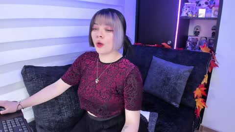 Snapshot of yume_aoki chatting on January 17, 2025, 1:36 am Yume online show from January 17, 2025, 1:36 am